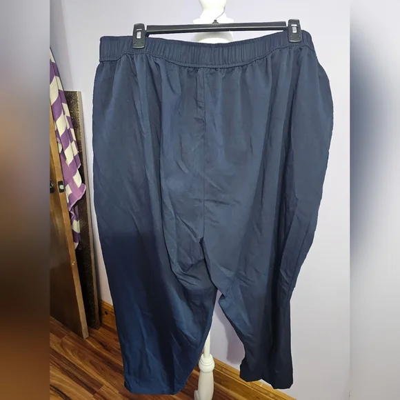 Bloomchic Solid Elastic‎ Waist Pocket High Rise Pants - Picture 3 of 11